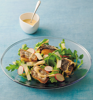 さわらの唐揚げと香味野菜のサラダ