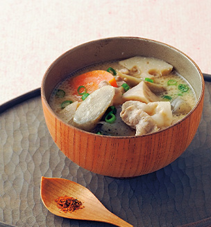 根菜と豚肉のかす汁